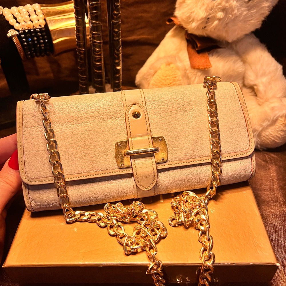LOUIS VUITTON Authentic, Clutch, Bifold Wallet, Crossbody.